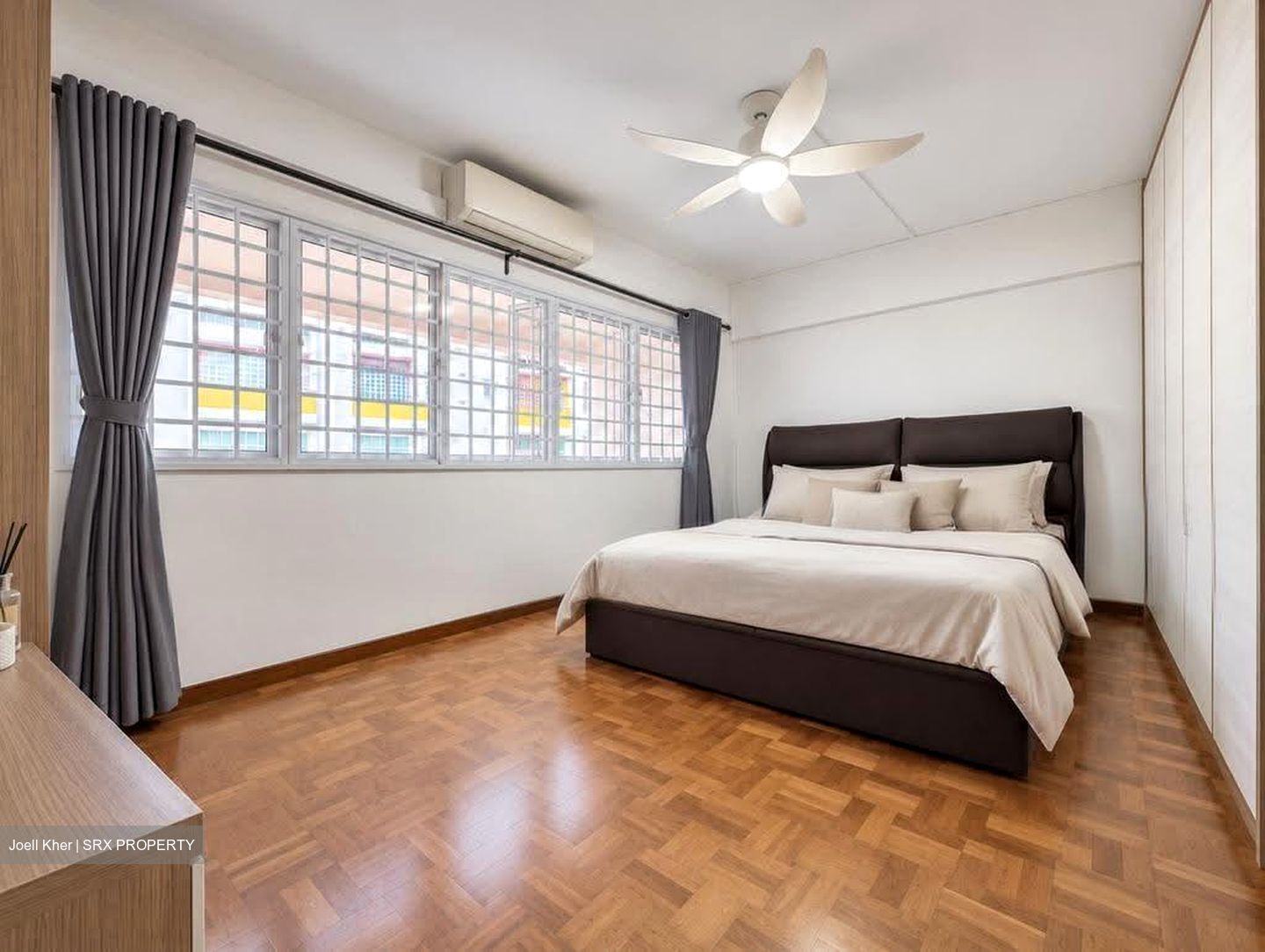 Blk 323 Jurong East Street 31 (Jurong East), HDB Executive #637202641